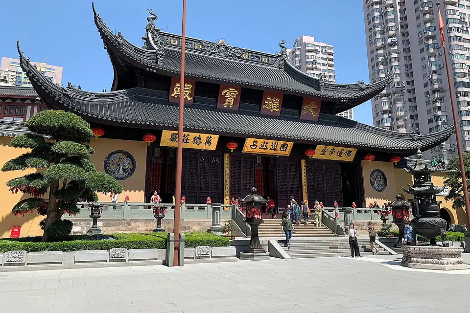 Jade Buddha Temple